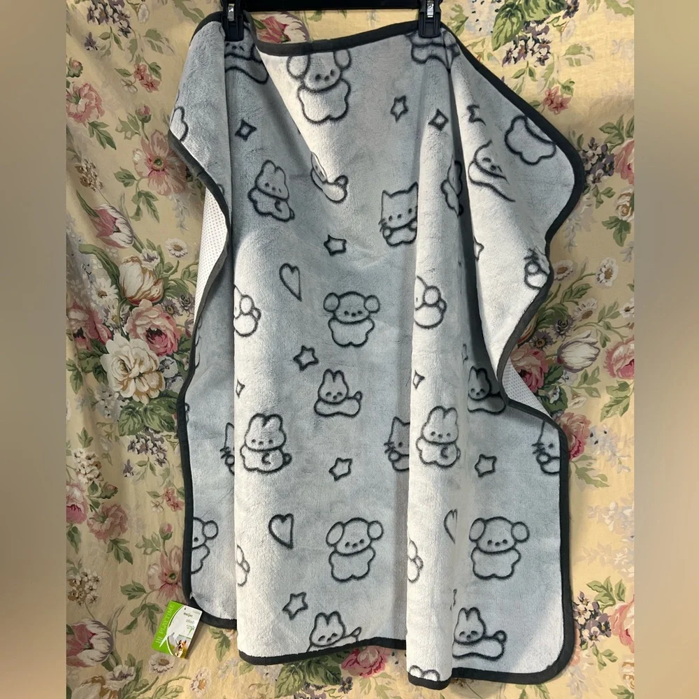 Cozy Gray Dog Blanket
